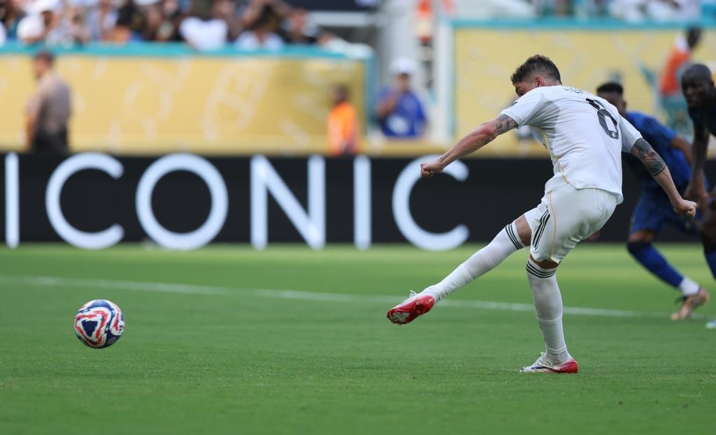 马林鱼队时隔多年杀入季后赛，打破长达 17 年的季后赛荒